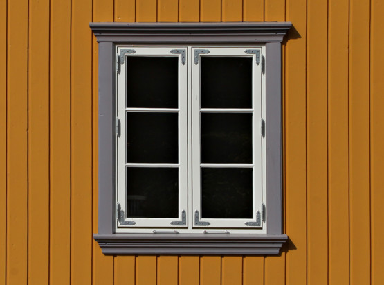 Vindusomramming i klassisk stil
