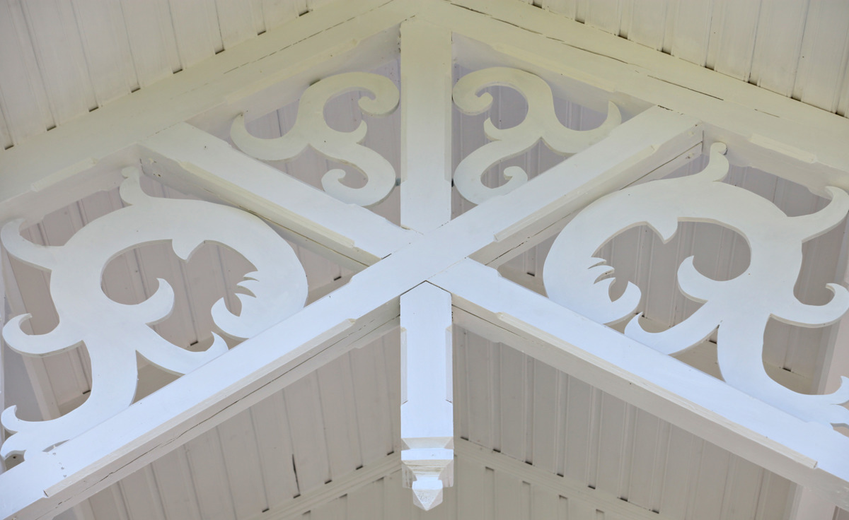 Mønedekor i sveitserstil