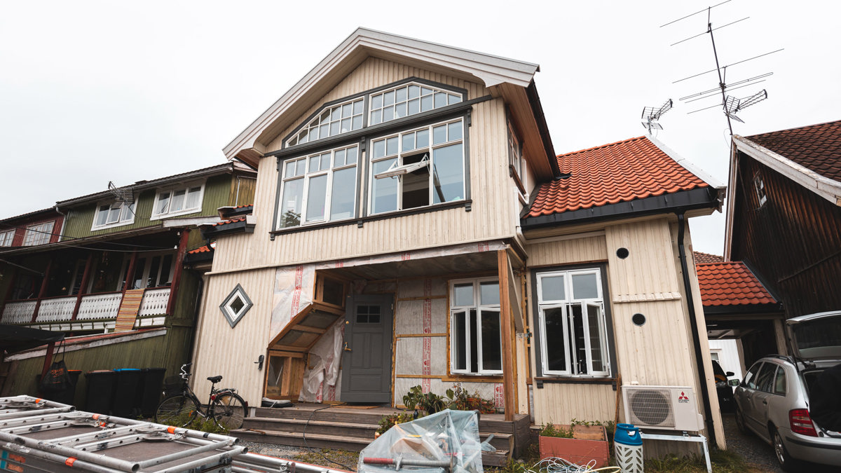 Blanding av gammelt og moderne i Hyttegata 25