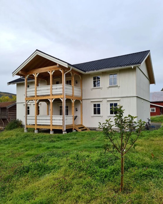 Gårdshus i sveitserstil