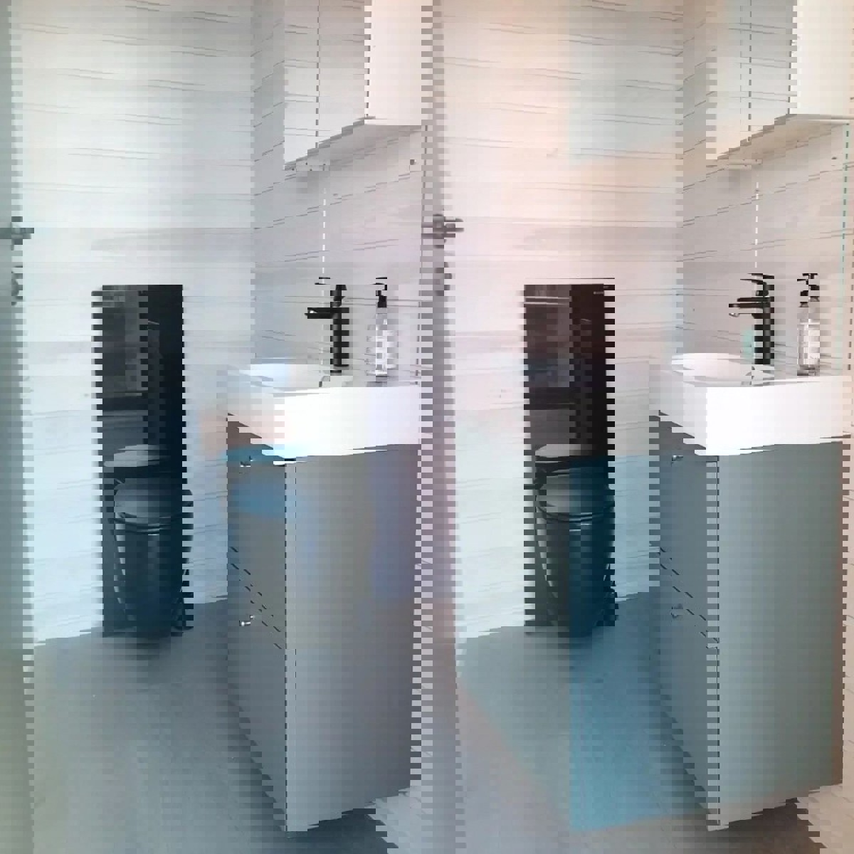 Bad med kvistfri furupanel